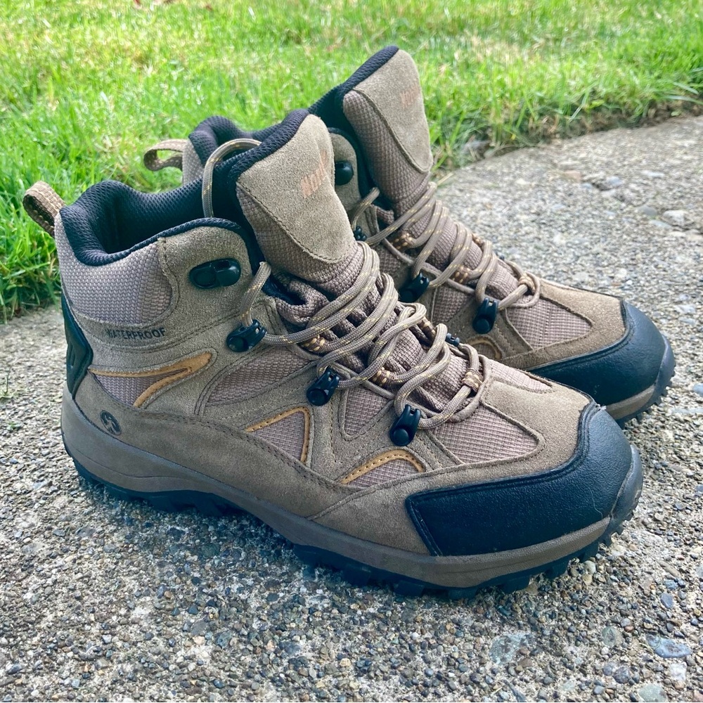 Waterproof Northside Snohomish hiking boots